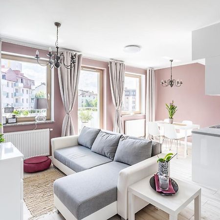 Apartament "Anna" - Kwartal Rozy Wiatrow, 15 Min Spacerem Od Plazy Svinoústí Exteriér fotografie