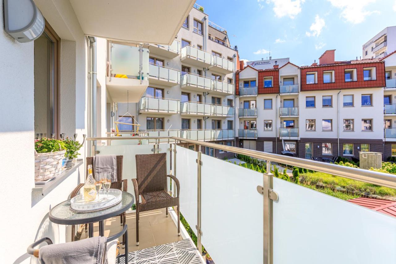 Apartament "Anna" - Kwartal Rozy Wiatrow, 15 Min Spacerem Od Plazy Svinoústí Exteriér fotografie