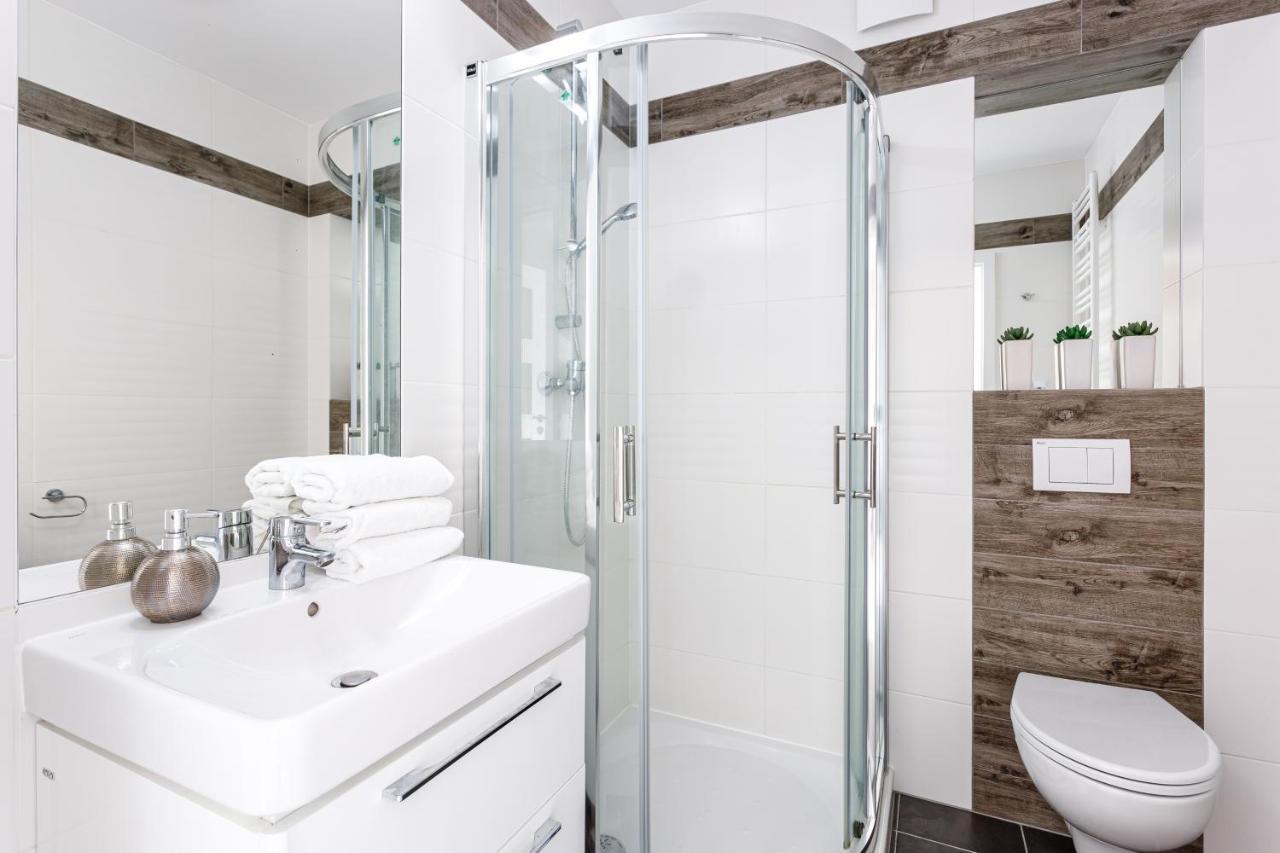 Apartament "Anna" - Kwartal Rozy Wiatrow, 15 Min Spacerem Od Plazy Svinoústí Exteriér fotografie